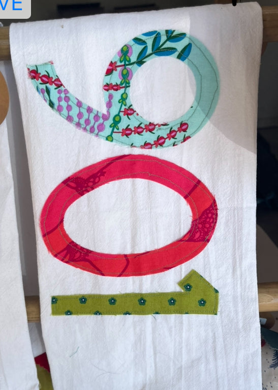 901 Appliqué Tea Towel