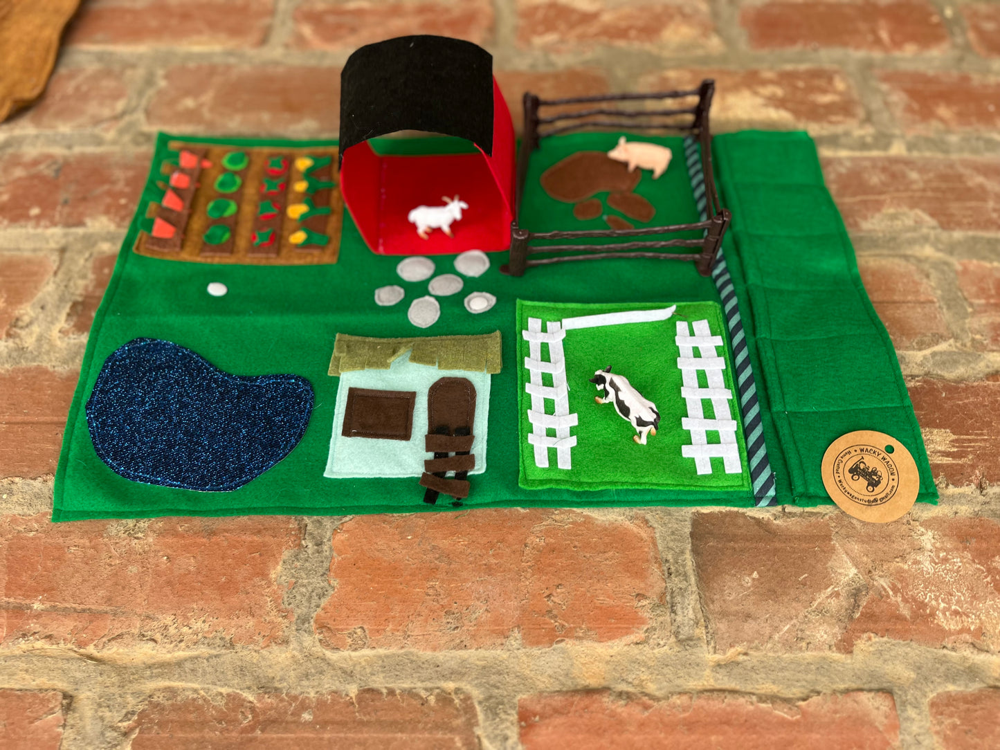 On the Go Farm Play Mat